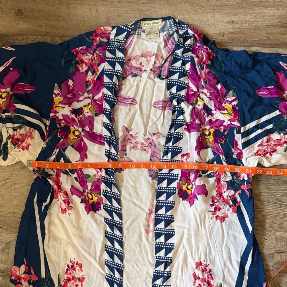 Flying Tomato Floral Kimono Jacket - Blue and Pink size M/L - Picture 5 of 9